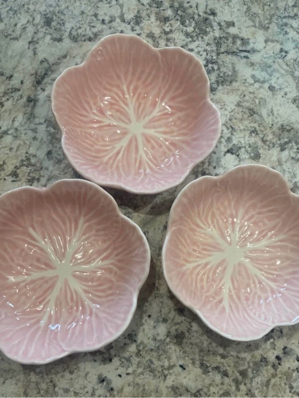 New Set of 5 Pink Cabbage Ceramic Bowls Bordallo Pinerio Style Cottagecore - Picture 3 of 4